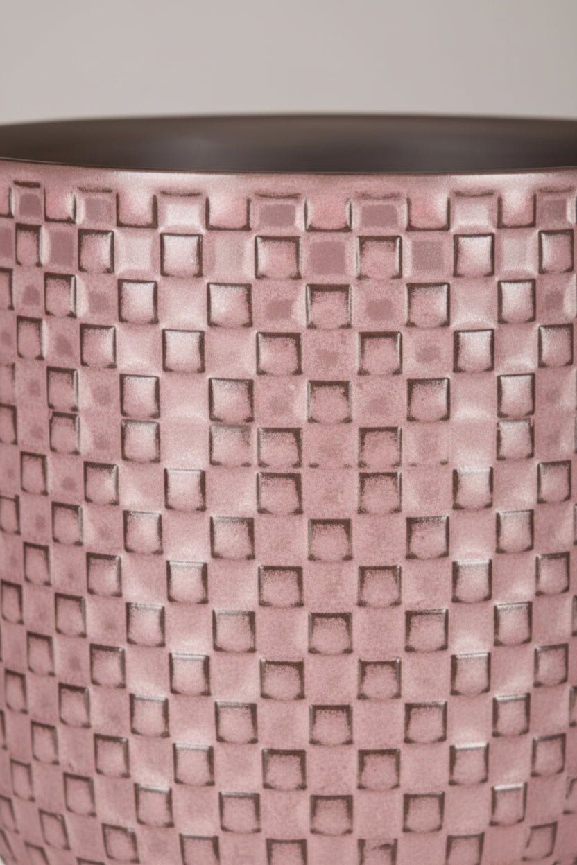 Macetero de cerámica rosa con relieve - Verdeia - 3